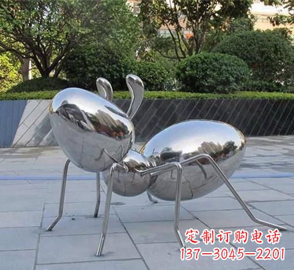 烟台不锈钢蚂蚁雕塑一座镜面公园的精美装点