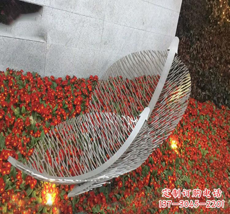 烟台不锈钢公园镂空树叶雕塑——精致艺术品