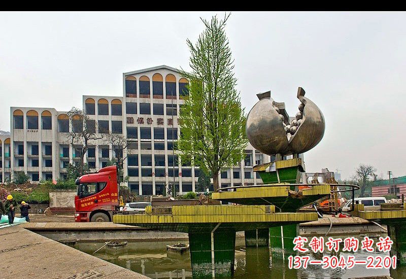 烟台不锈钢石榴雕塑灿烂的艺术之美