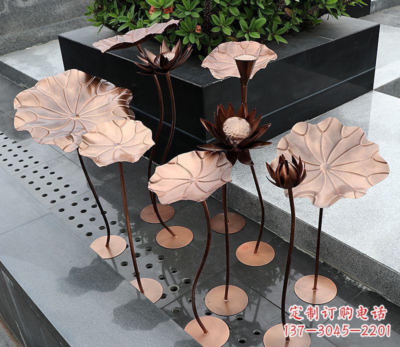 烟台不锈钢古铜色荷花雕塑传承传统文化的精美艺术品