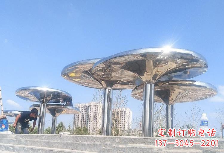 烟台不锈钢广场凉亭雕塑——精美雕塑点缀美丽环境