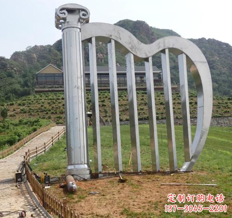 烟台不锈钢竖琴雕塑——雕塑艺术的精粹