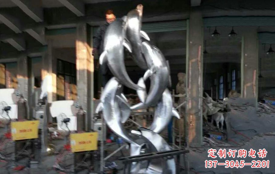 烟台不锈钢海豚雕塑漂亮的海洋艺术品