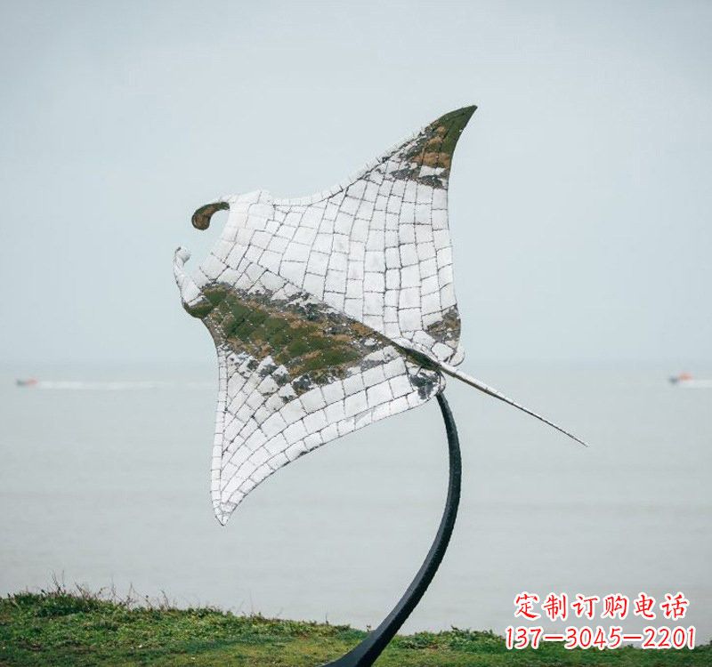 烟台不锈钢海洋动物蝠鲼雕塑
