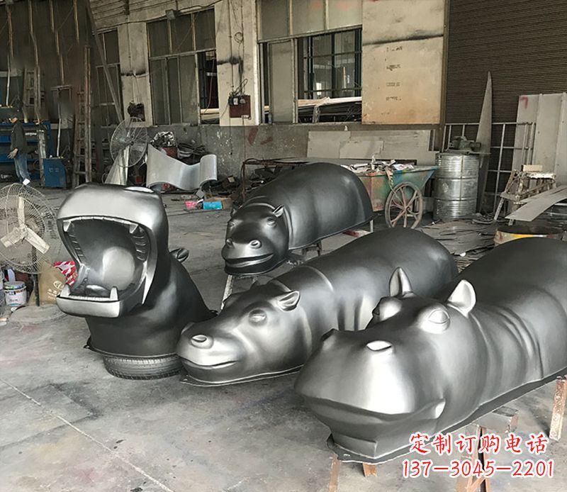 烟台不锈钢河马雕塑——艺术与自然的完美结合