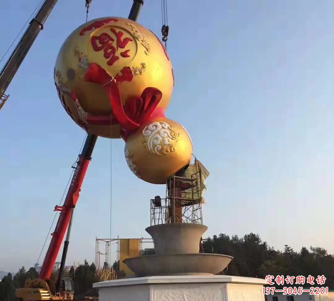 烟台不锈钢葫芦景观雕塑精美绝伦