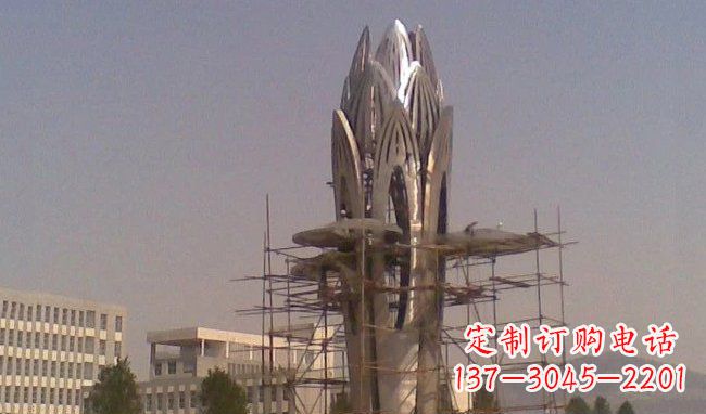 烟台不锈钢火炬雕塑精致而又耐用