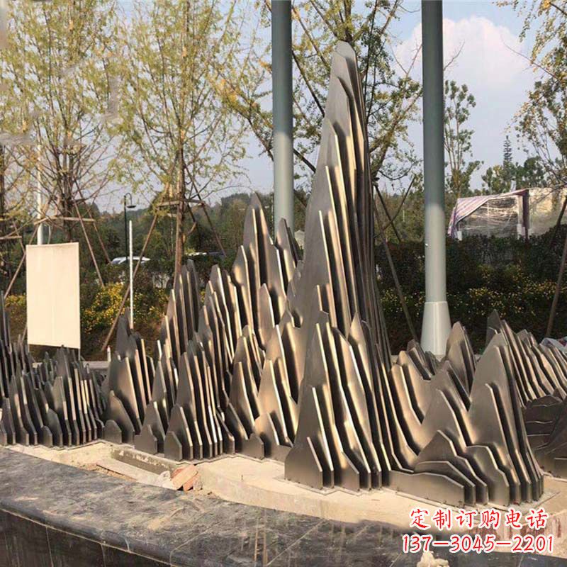 烟台不锈钢假山雕塑艺术与环境的完美结合