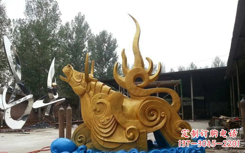 烟台不锈钢金牛卧波雕塑——传承文化的艺术瑰宝