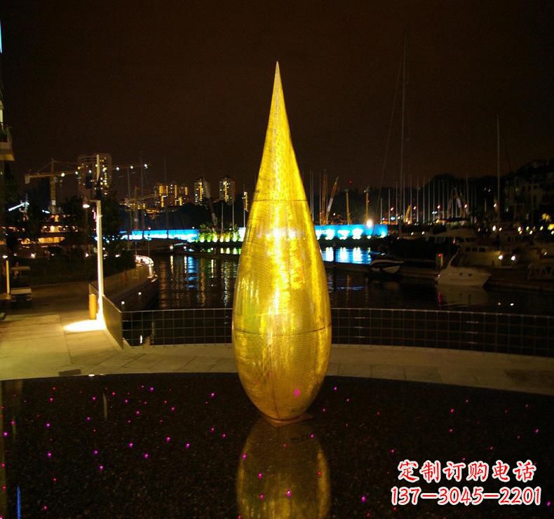 烟台不锈钢水滴雕塑给环境带来美丽