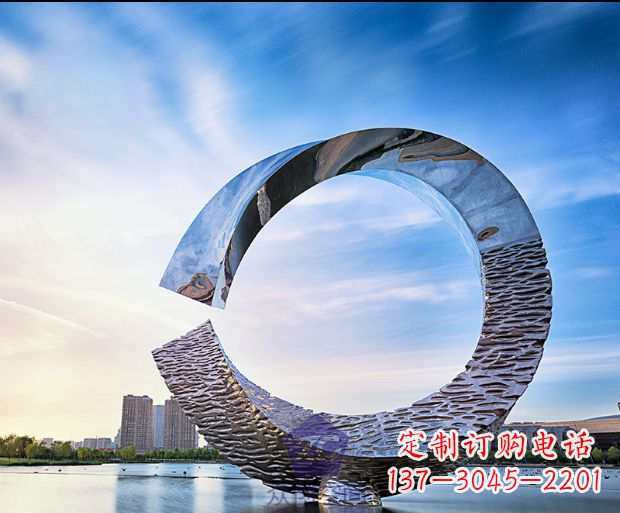 烟台环绕世界的不锈钢景观雕塑