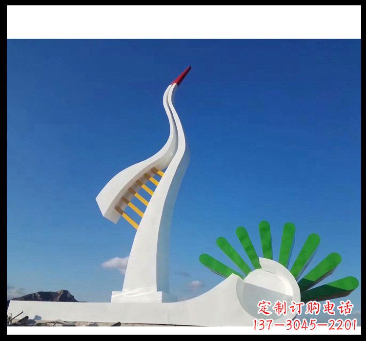 烟台不锈钢松树雕塑,美轮美奂