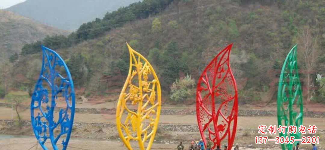 烟台不锈钢景区镂空树叶雕塑——美妙的自然之美