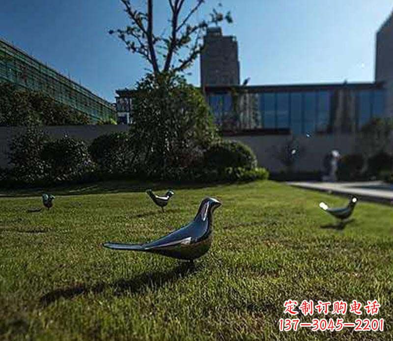 烟台不锈钢镜面鸽子雕塑象征和平与美丽