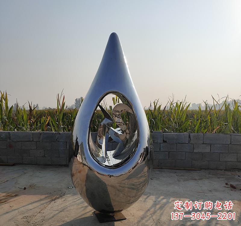 烟台不锈钢水滴雕塑展现自然之美