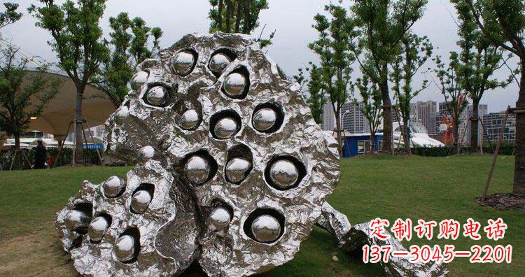 烟台不锈钢莲蓬精美雕塑铸就华丽景观