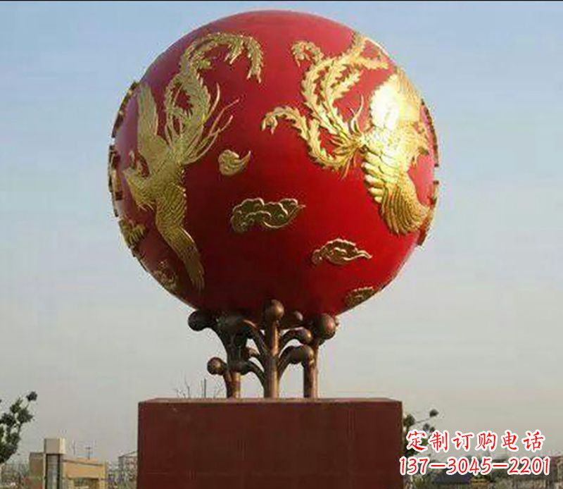 烟台不锈钢龙凤呈祥雕塑传统艺术的精美体现