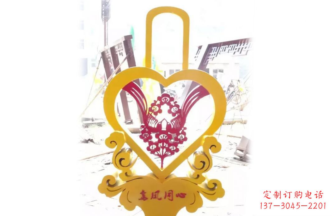 烟台不锈钢龙凤同心景观雕塑彰显中国传统文化