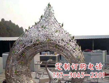 烟台不锈钢镂空孔雀雕塑精美的艺术之作
