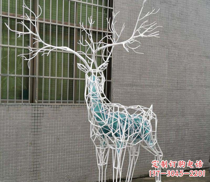 烟台不锈钢镂空梅花鹿雕塑——流动的美丽