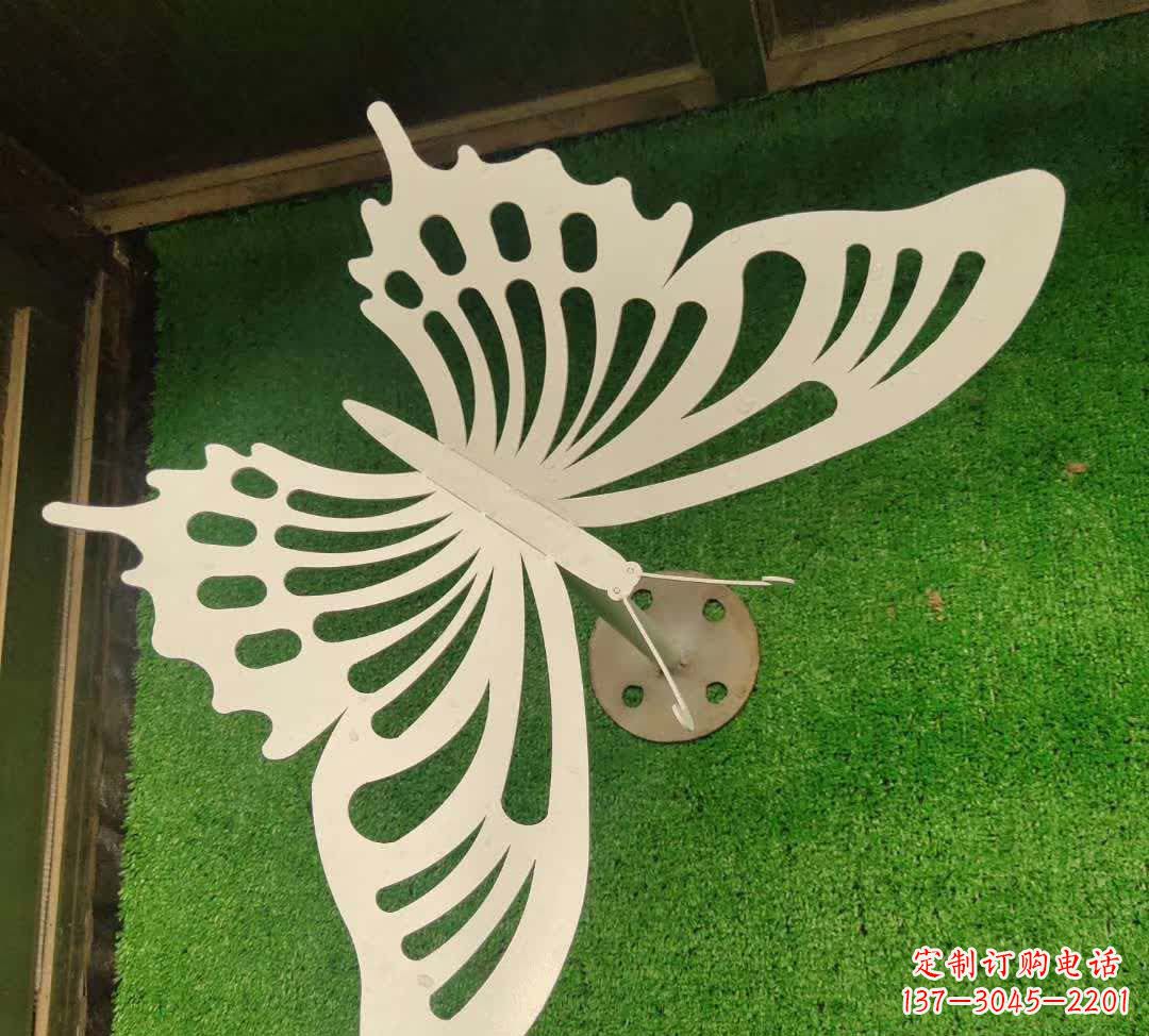 烟台不锈钢镂空蝴蝶雕塑灵动翩跹