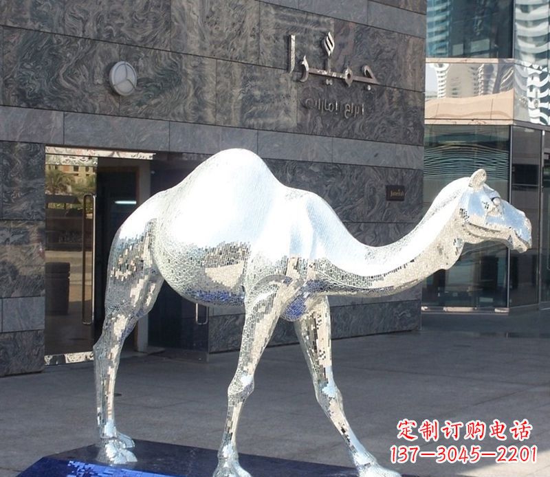 烟台不锈钢骆驼雕塑精美外形折射古朴美感