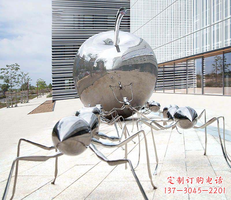 烟台不锈钢蚂蚁滚苹果雕塑艺术家对自然的精准描绘