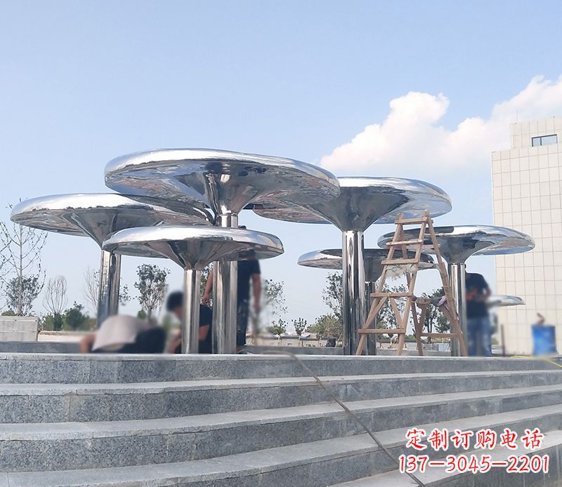 烟台艺术精美的不锈钢蘑菇公园雕塑