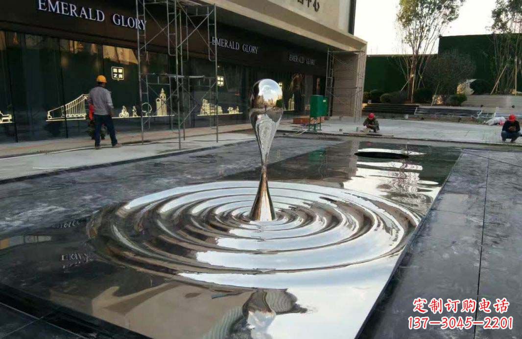 烟台不锈钢水滴雕塑美丽的艺术表现