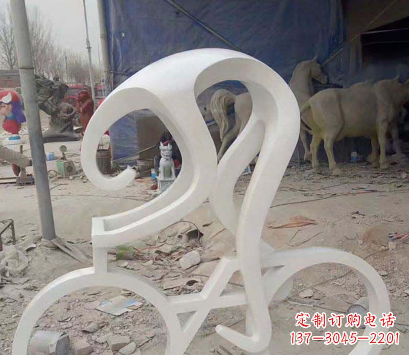 烟台不锈钢自行车雕塑——景观的点缀