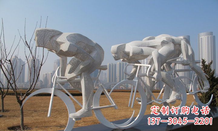 烟台展现运动风采的不锈钢自行车雕塑