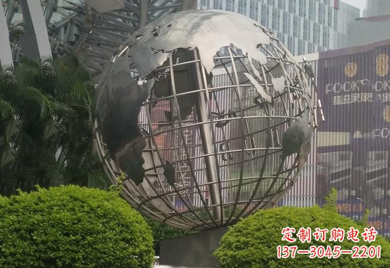 烟台不锈钢地球仪雕塑一个精美的艺术品