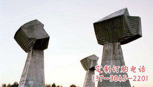 烟台不锈钢拳头一种独特的雕塑材料