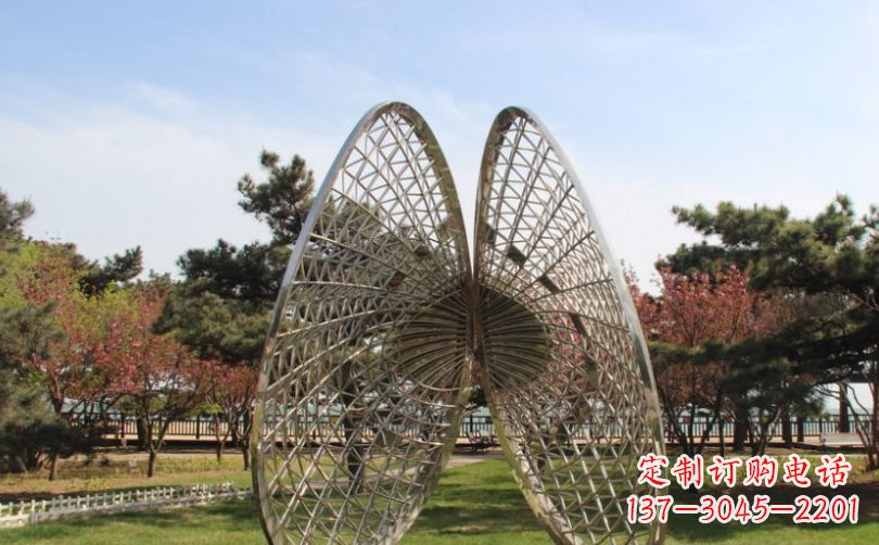 烟台扇贝雕塑给公园带来清新之美