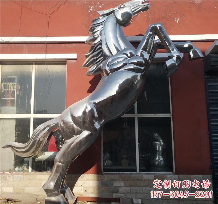 烟台不锈钢跳跃马雕塑