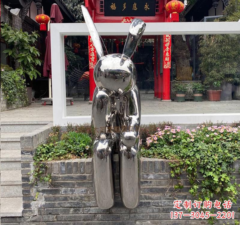 烟台不锈钢兔子雕塑精美的艺术作品