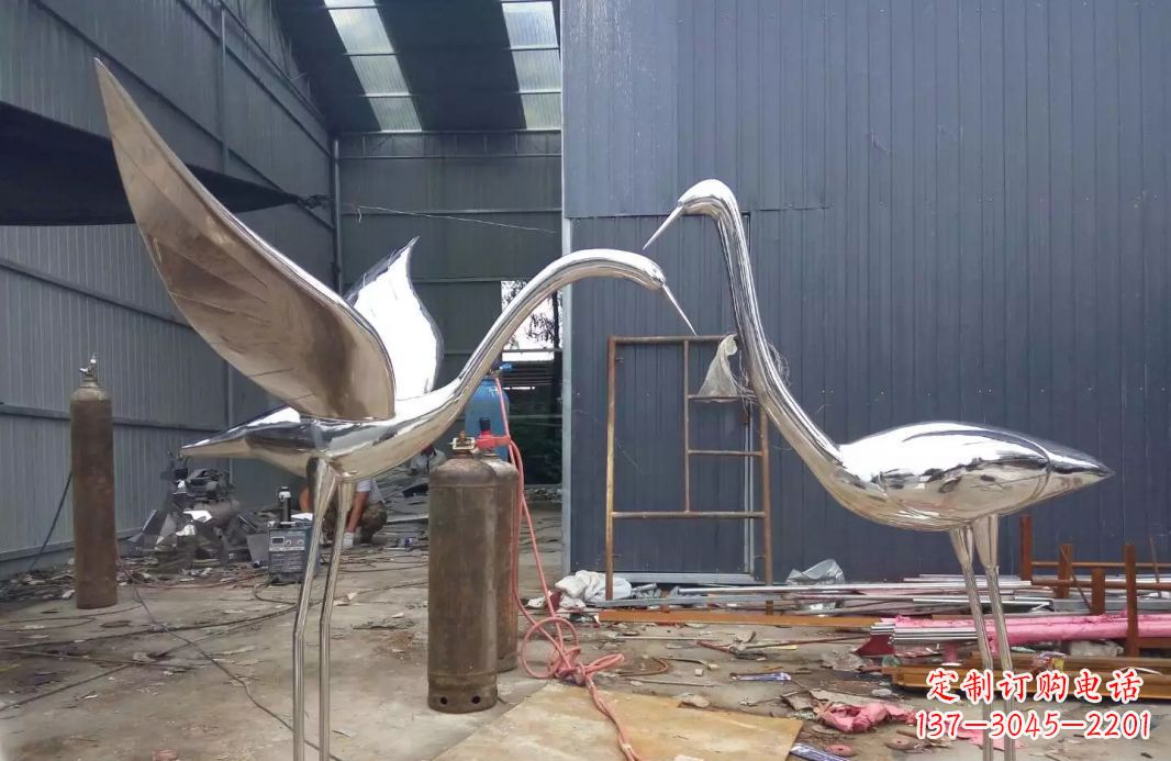烟台不锈钢仙鹤雕塑传承中国文化