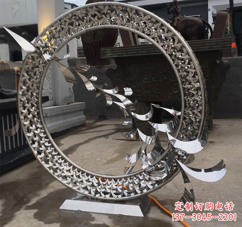 烟台不锈钢现代圆环雕塑——铸就艺术精粹