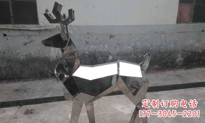 烟台不锈钢小鹿石雕——雕塑中的优雅与高贵