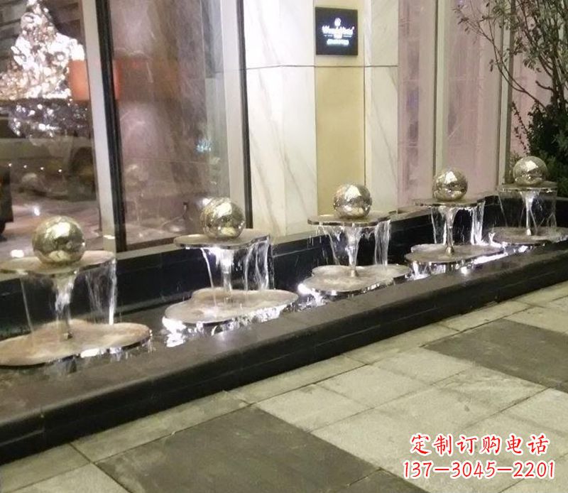 烟台不锈钢小喷泉雕塑——美化环境的艺术