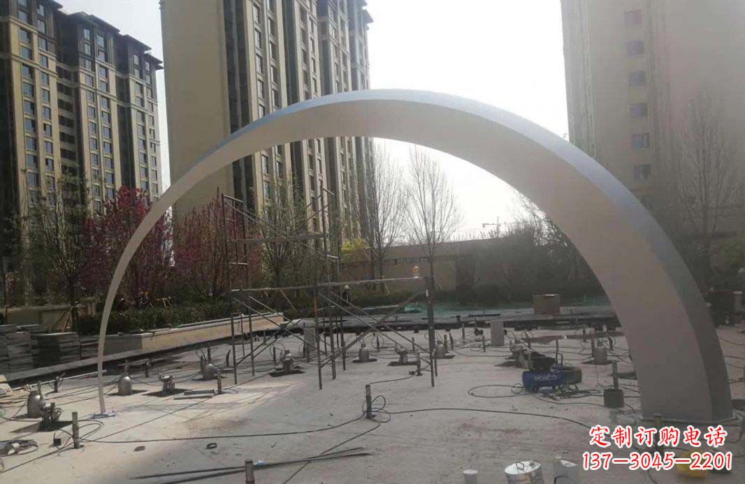烟台不锈钢小区拱门雕塑美化环境