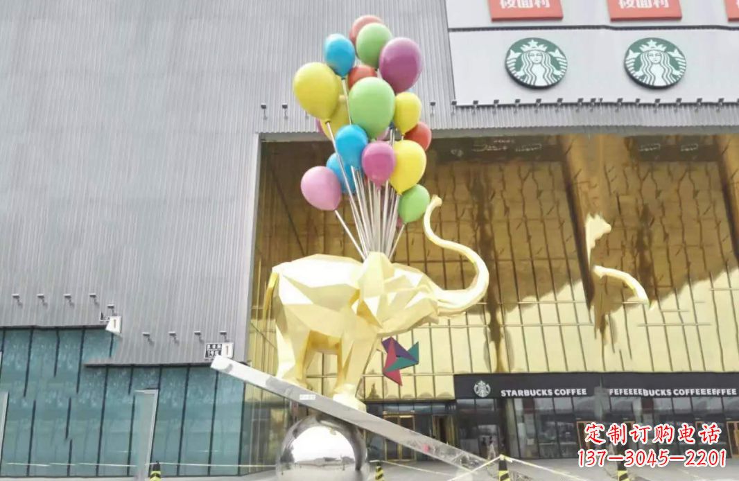 烟台小象踩球不锈钢雕塑的魅力