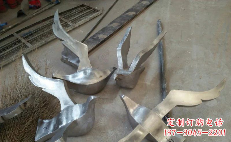 烟台精美的不锈钢小型鸽子雕塑