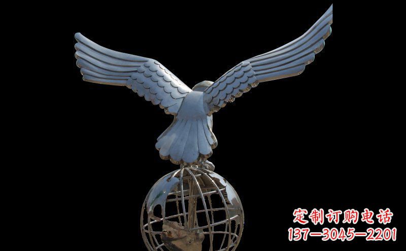烟台雄鹰的翱翔——不锈钢雄鹰雕塑