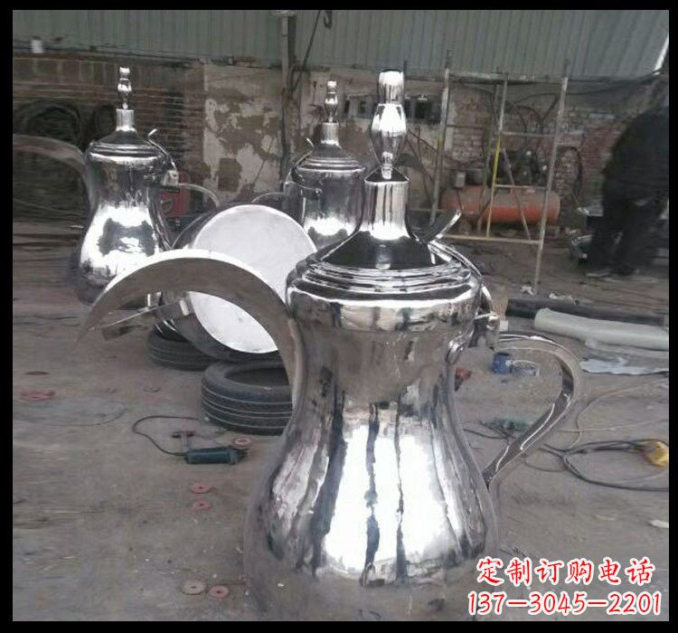 烟台不锈钢酒壶雕塑传承古典艺术