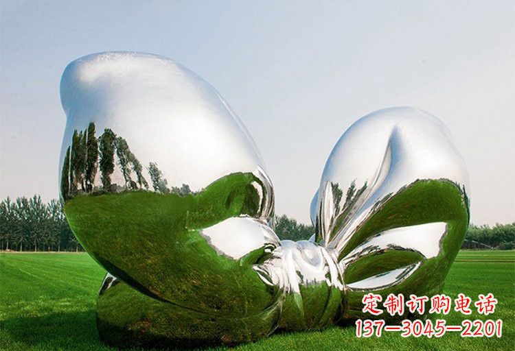 烟台艺术之美——不锈钢园林大型蝴蝶结雕塑