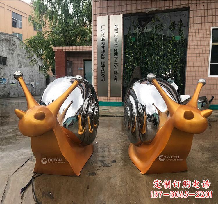 烟台不锈钢蜗牛雕塑——精致美观的园林装饰