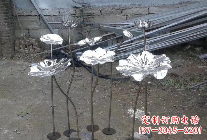 烟台不锈钢荷叶雕塑给园林增添美感