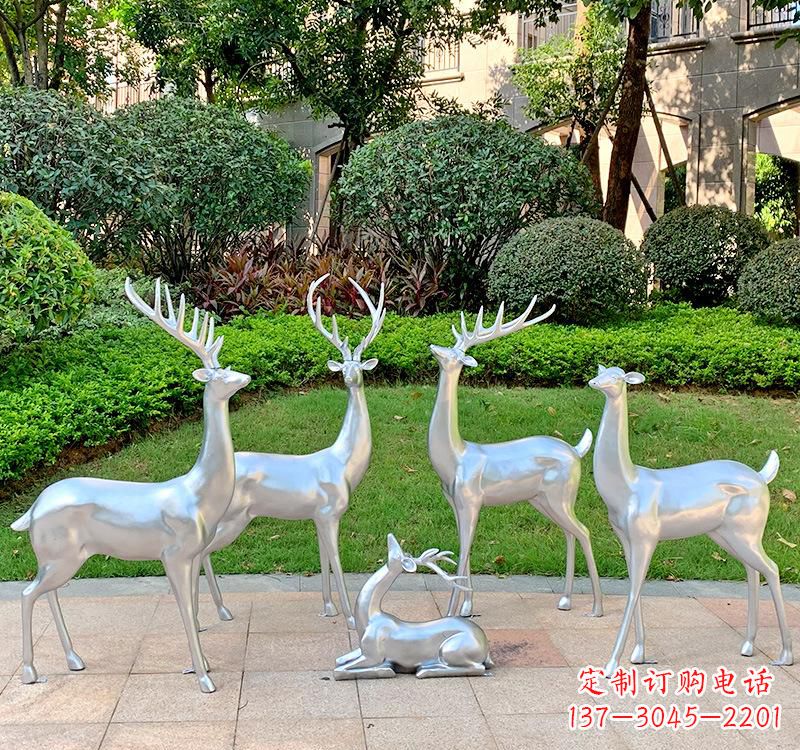 烟台不锈钢园林小鹿雕塑美丽的艺术点缀