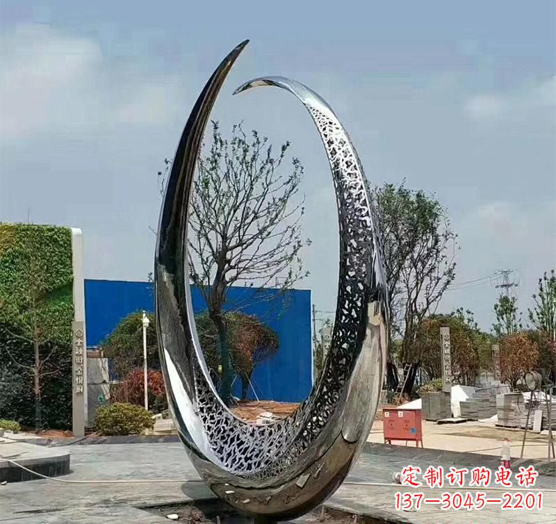 烟台不锈钢圆环雕塑将艺术与实用结合